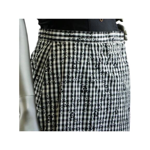 Vintage 1970s Black White Gingham Skirt with Black Flocked Flowers Medium - Picture 4 of 5